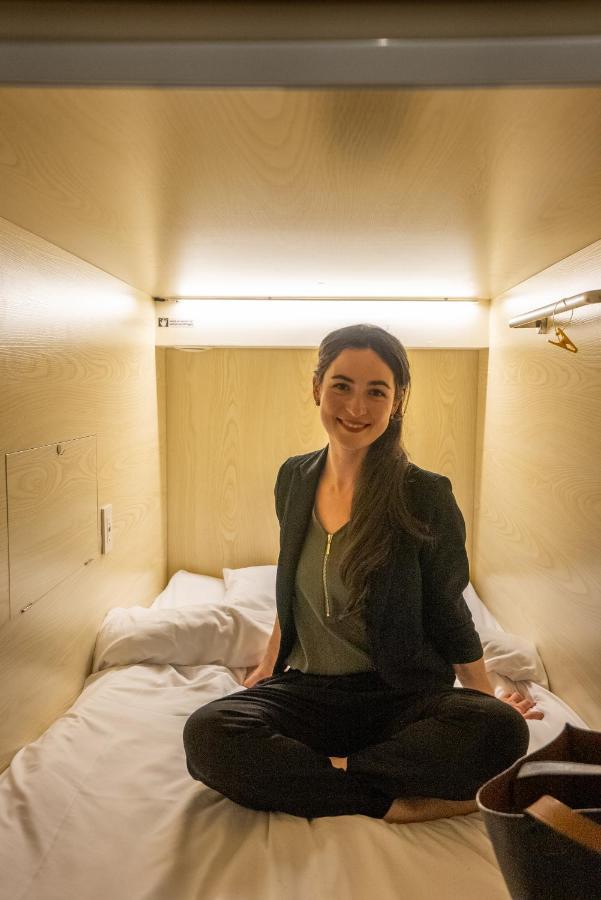 Panda Pod Hotel ريتشموند، كولومبيا البريطانية المظهر الخارجي الصورة