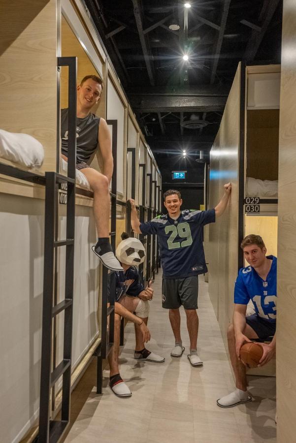 Panda Pod Hotel ريتشموند، كولومبيا البريطانية المظهر الخارجي الصورة